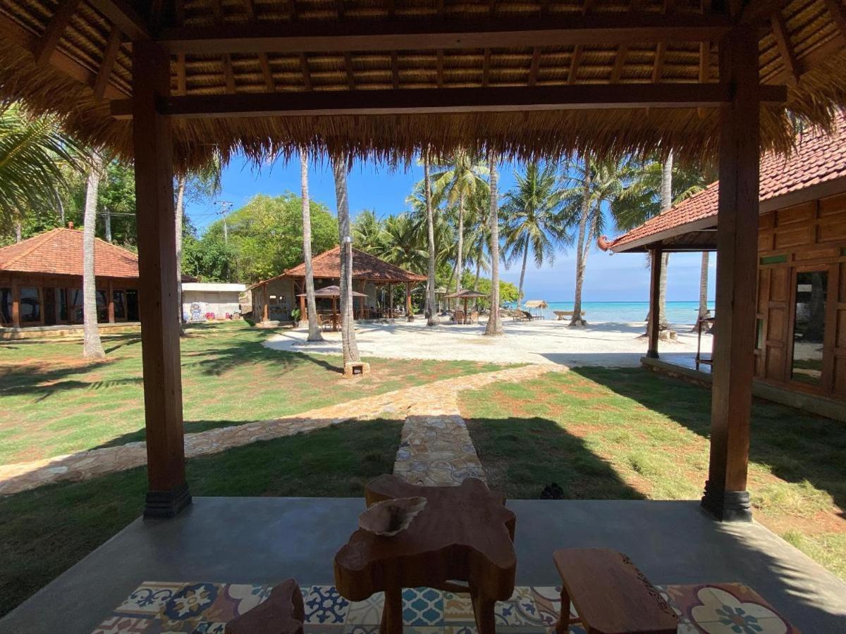 Eco Casa Hotel Ilhas Karimunjava Exterior foto