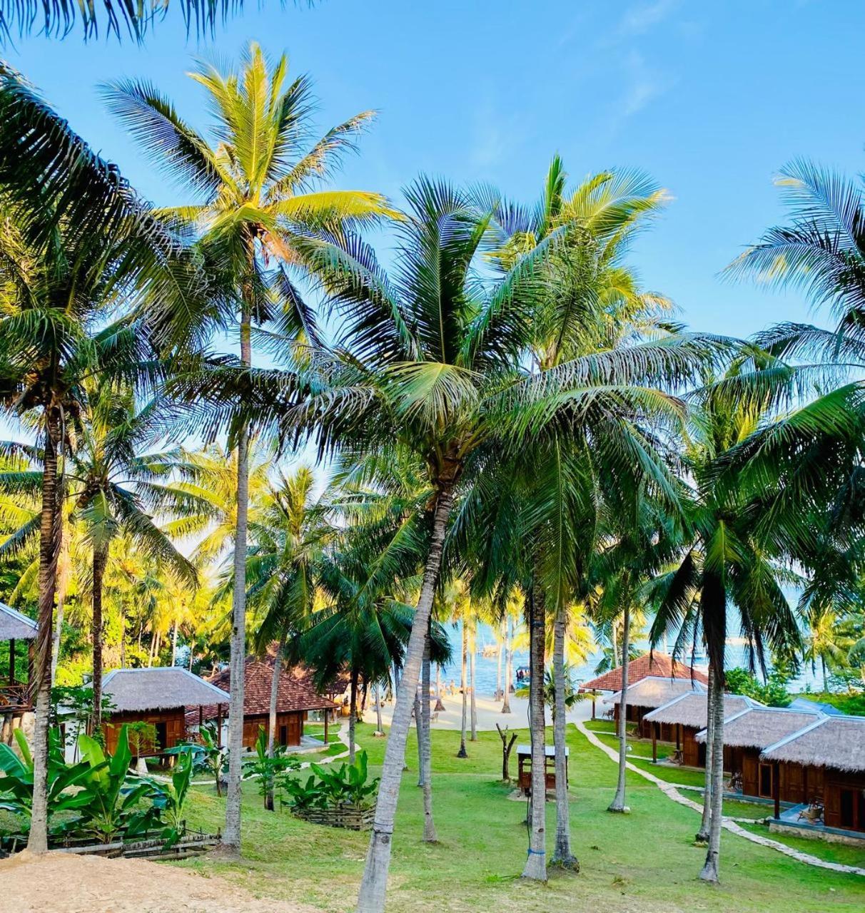 Eco Casa Hotel Ilhas Karimunjava Exterior foto