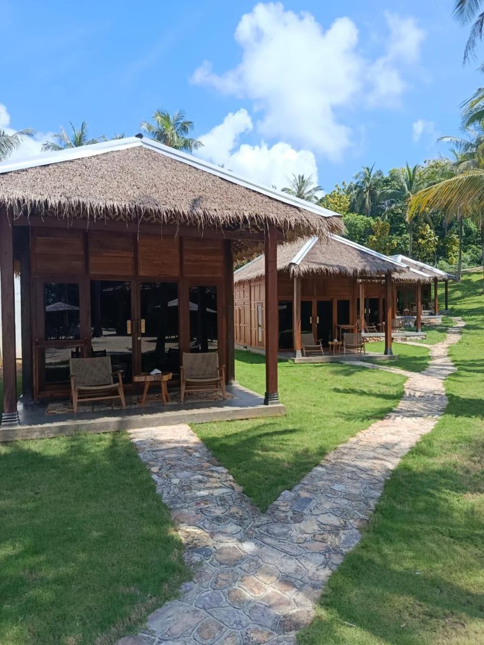 Eco Casa Hotel Ilhas Karimunjava Exterior foto